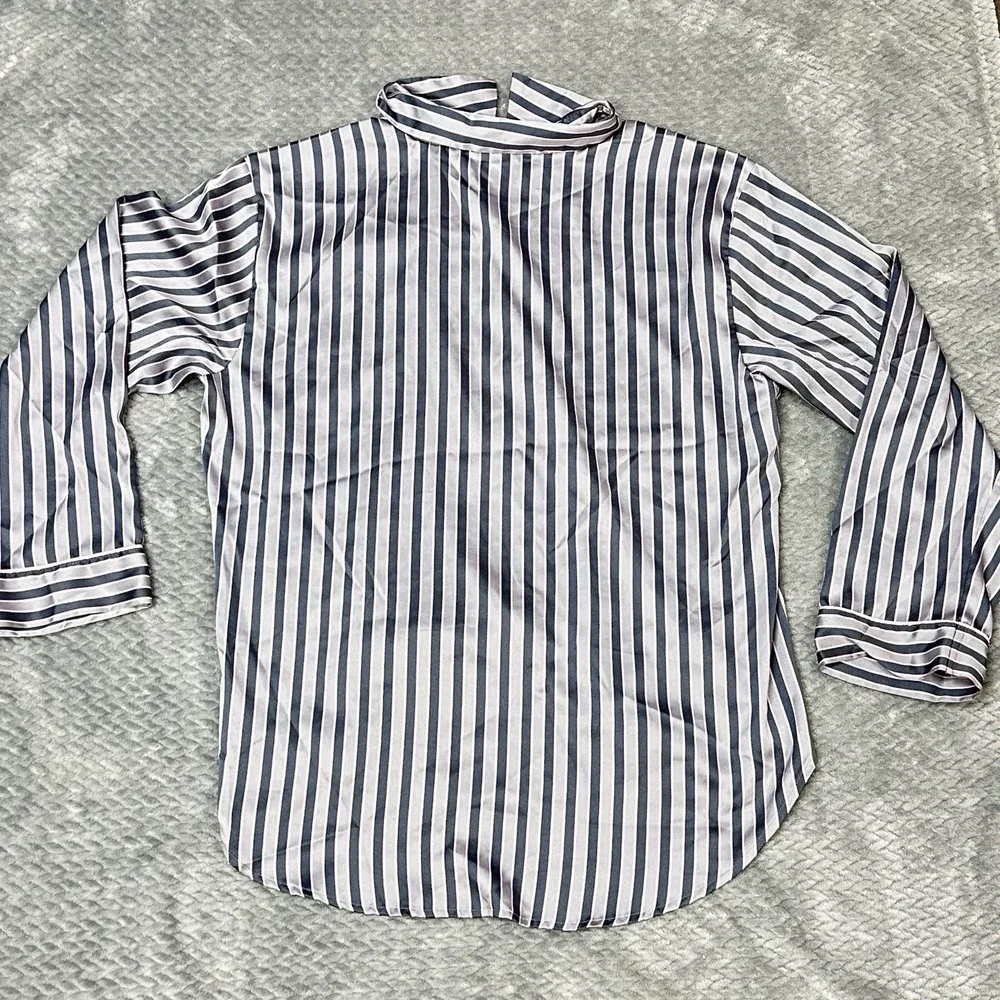 Victoria's‎ Secret Pajama Top Large Pink Satin Long Sleeve Button Up Pinstripe - Picture 2 of 10